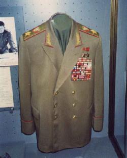 1970sovietmarshal.jpg (13612 bytes)